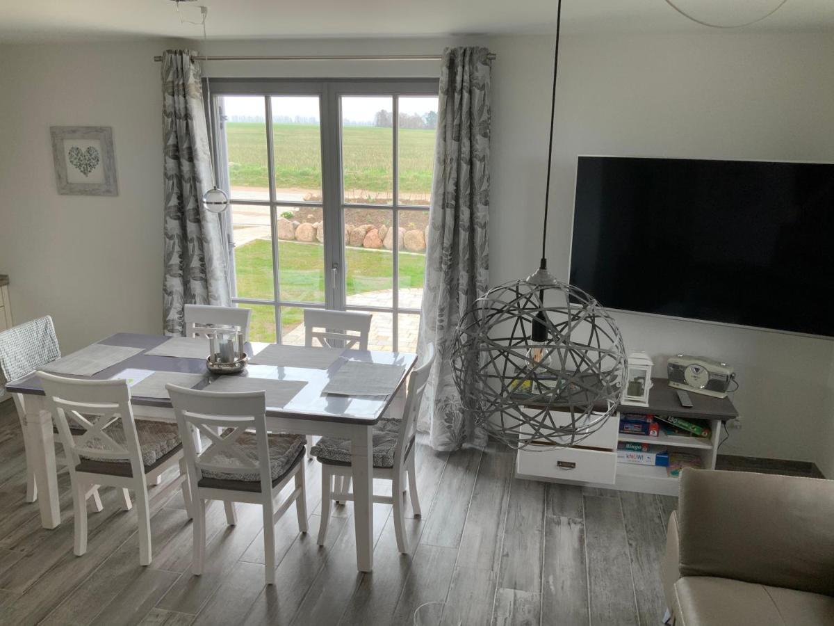 Achtern Villa Циров Екстериор снимка